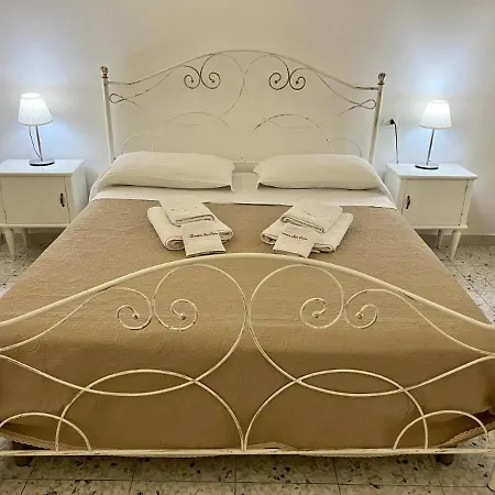 Maison d'hôtes Dimora Via Celso Gallipoli