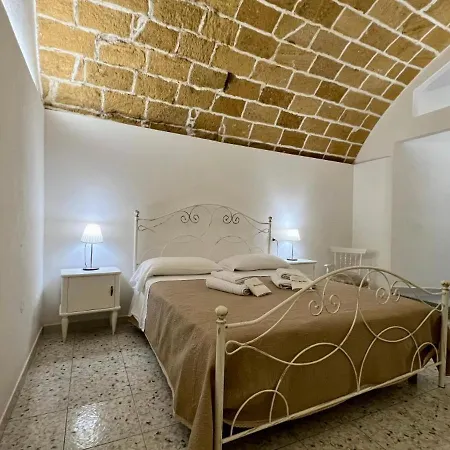 Dimora Via Celso Pensionat 3*